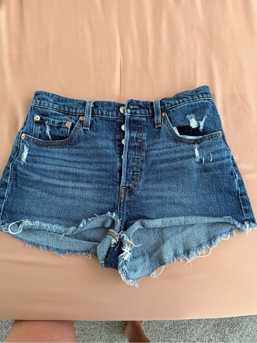 Levi’s High-Rise Distressed Denim Shorts - Dark Blue